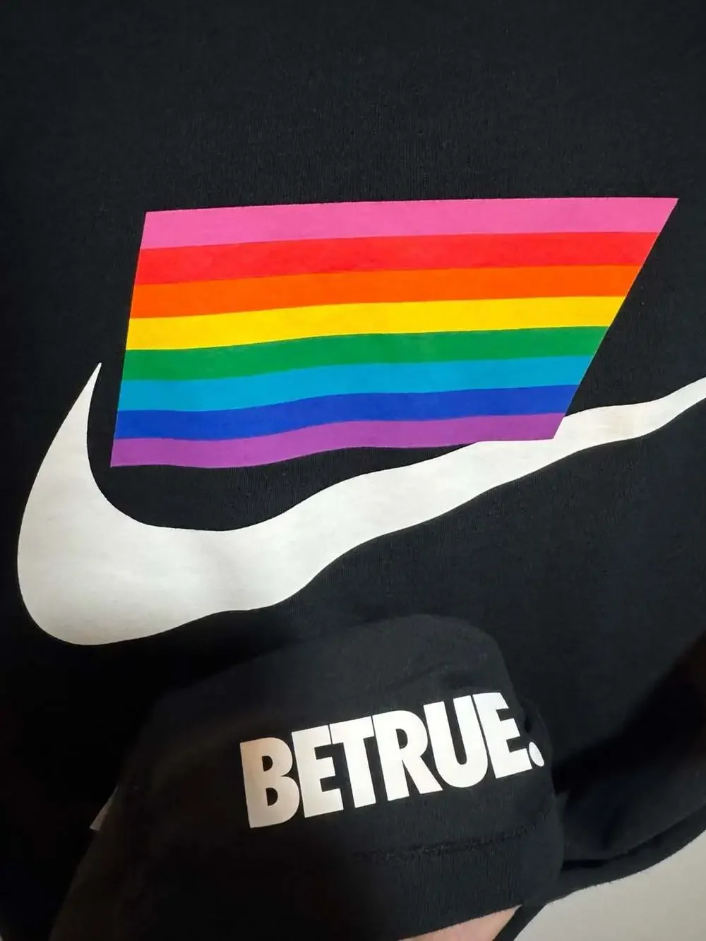 Nike BeTrue Pride Rainbow Swoosh T-Shirt Black Men’s Small LGBTQ Tee